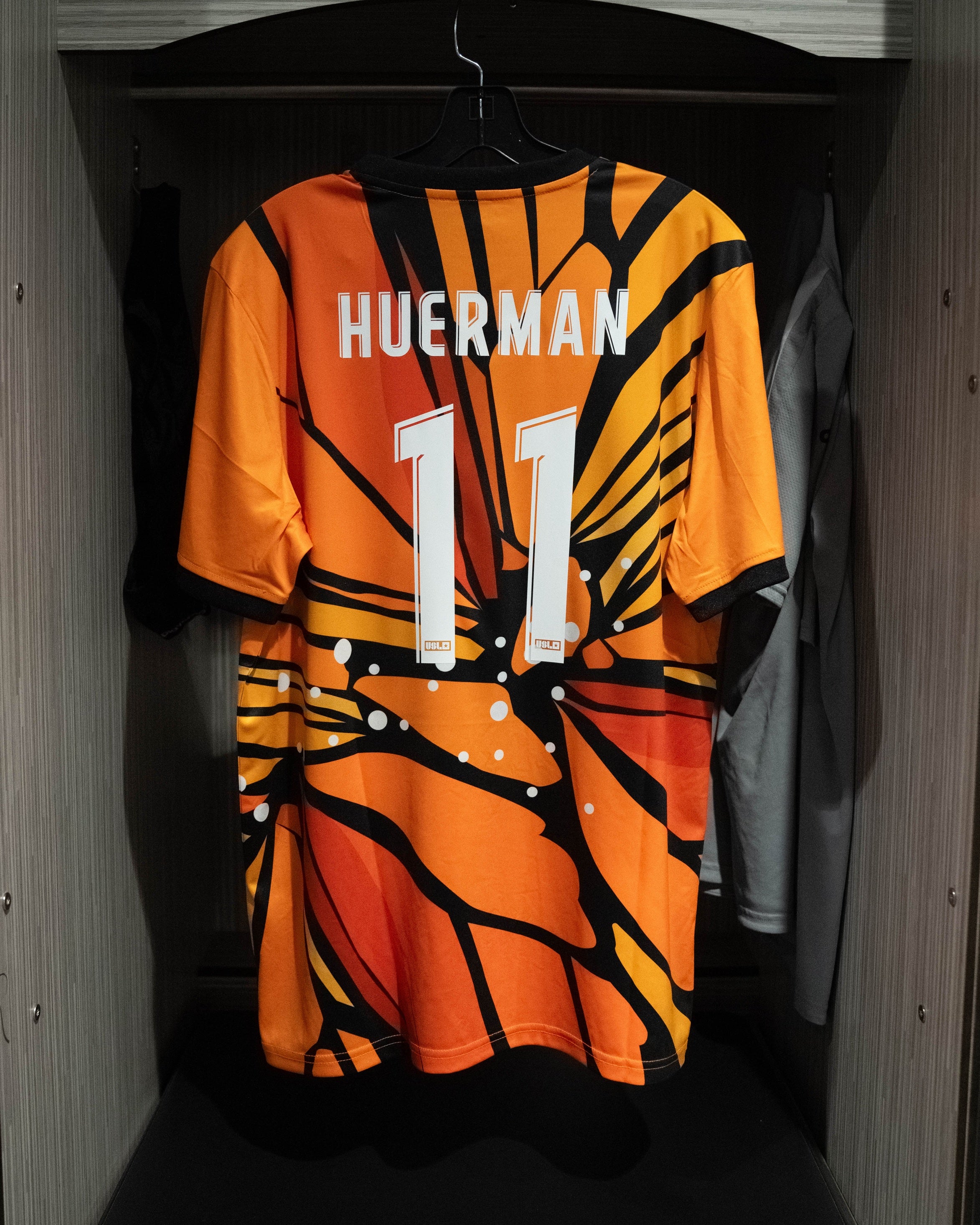 Monarch Jersey Auction - #11 Quenzi Huerman