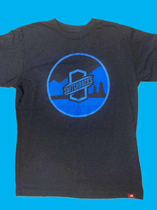 T-Shirt Black Round Mtns