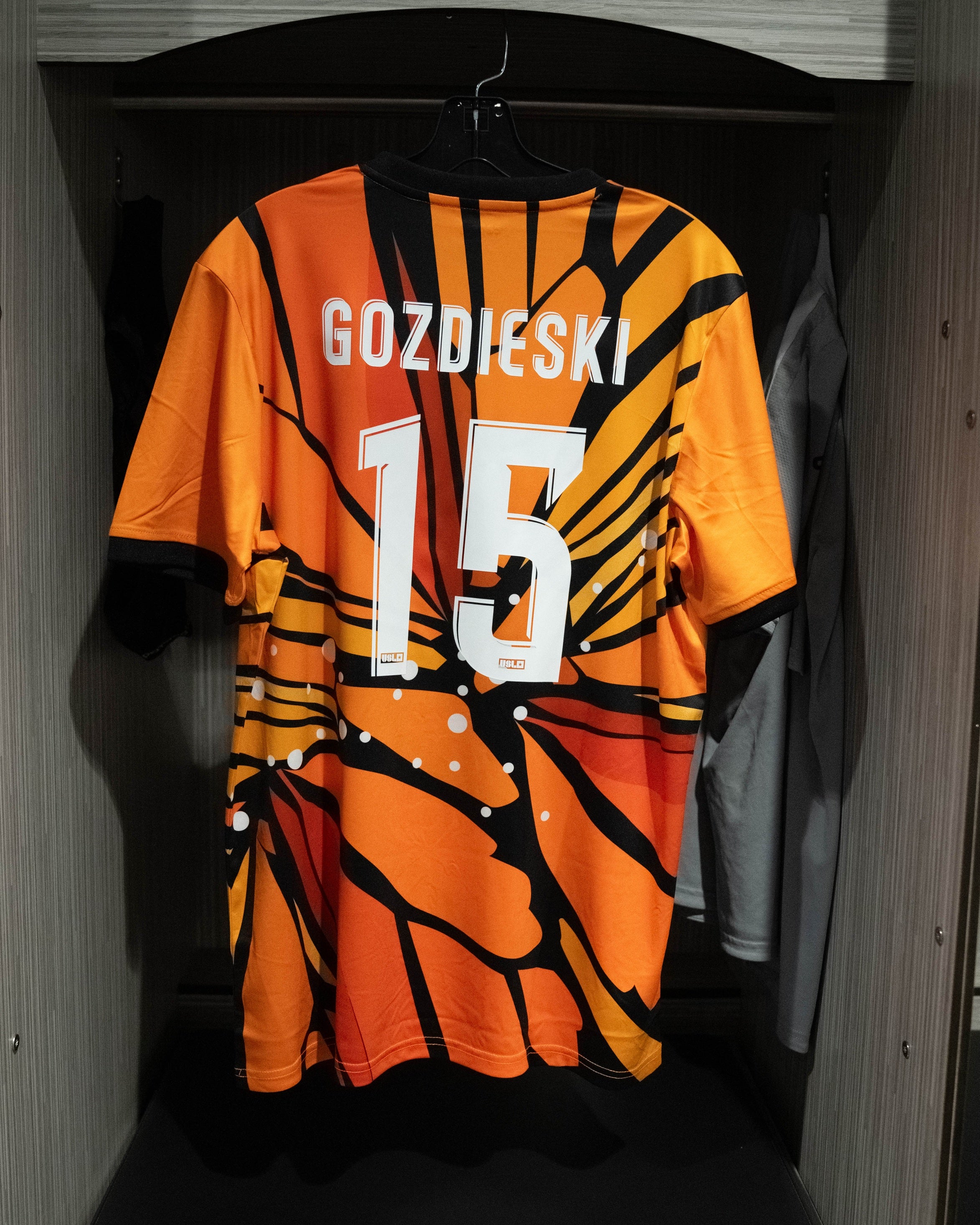 Monarch Jersey Auction - #15 Chase Gozdieski