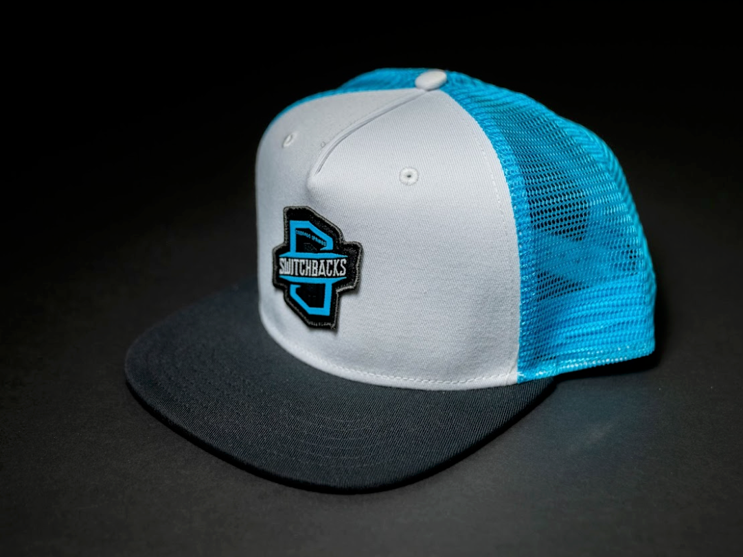 Hat White/Cyan Trucker